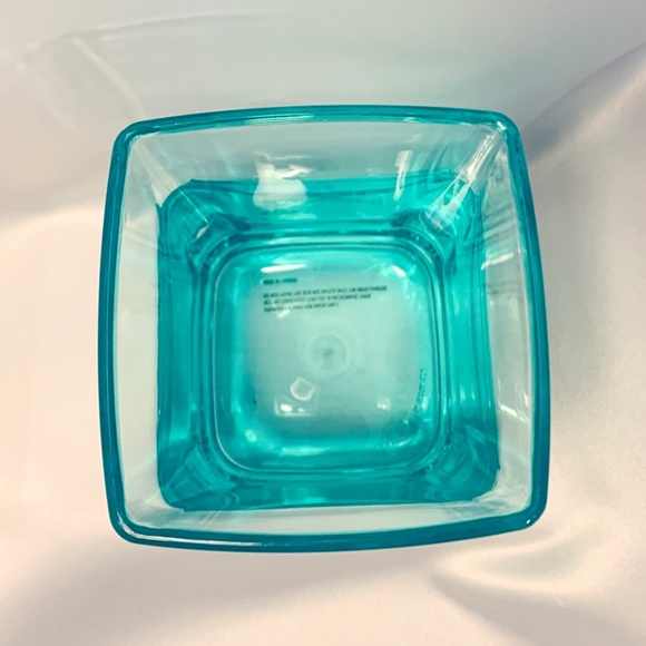 6-Piece Premium Aqua Acrylic Glassware - Picture 7 of 8